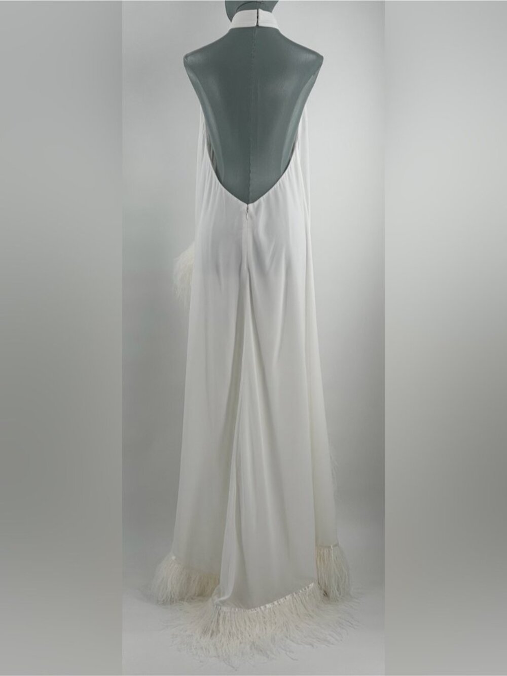 🆕 BRONX & BANCO 🧿 NWOT Madeline Halterneck Feathered Gown, White - Sz XS US 2 - Picture 7 of 13